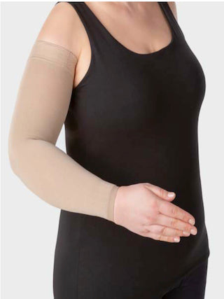 JUZO Classic Seamless Arm Compression Sleeve with Premium Hand Gauntlet and Glove for Men & Women