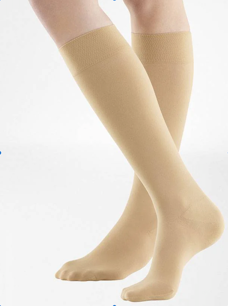Bauerfeind | VenoTrain Soft Compression Range | Below Knee, Thigh High and Pantyhose | Classes 1 and 2