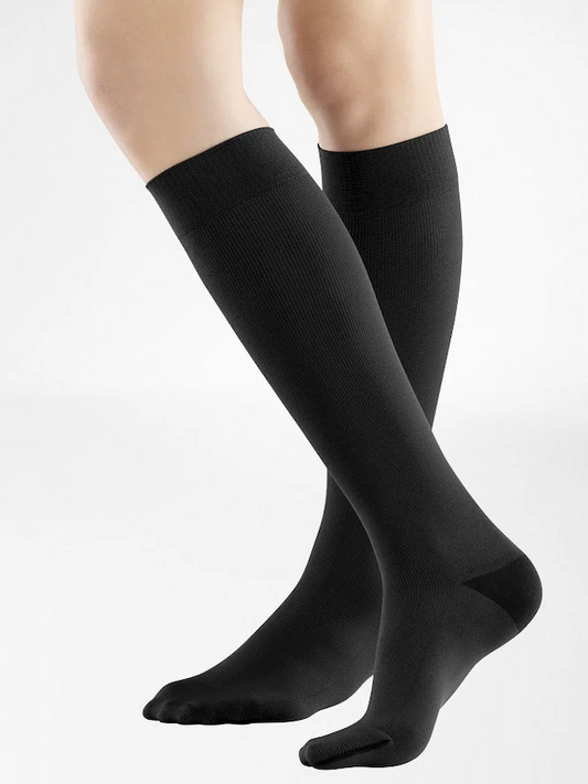 Bauerfeind | VenoTrain Business Compression | Ideal For Travel | Classes 1 and 2