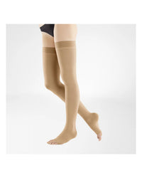 Bauerfeind Bauerfeind VenoTrain Soft Range Below Knee and Thigh High... - Medical Grade Graduated Compression Below Knee